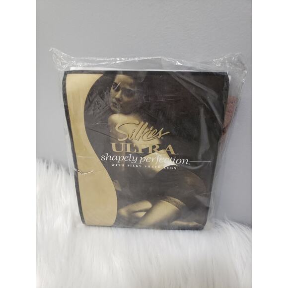 Vintage SILKIES ULTRA Pantyhose Shapely Perfection‎ Large Beige Honey 110302 - Picture 1 of 3